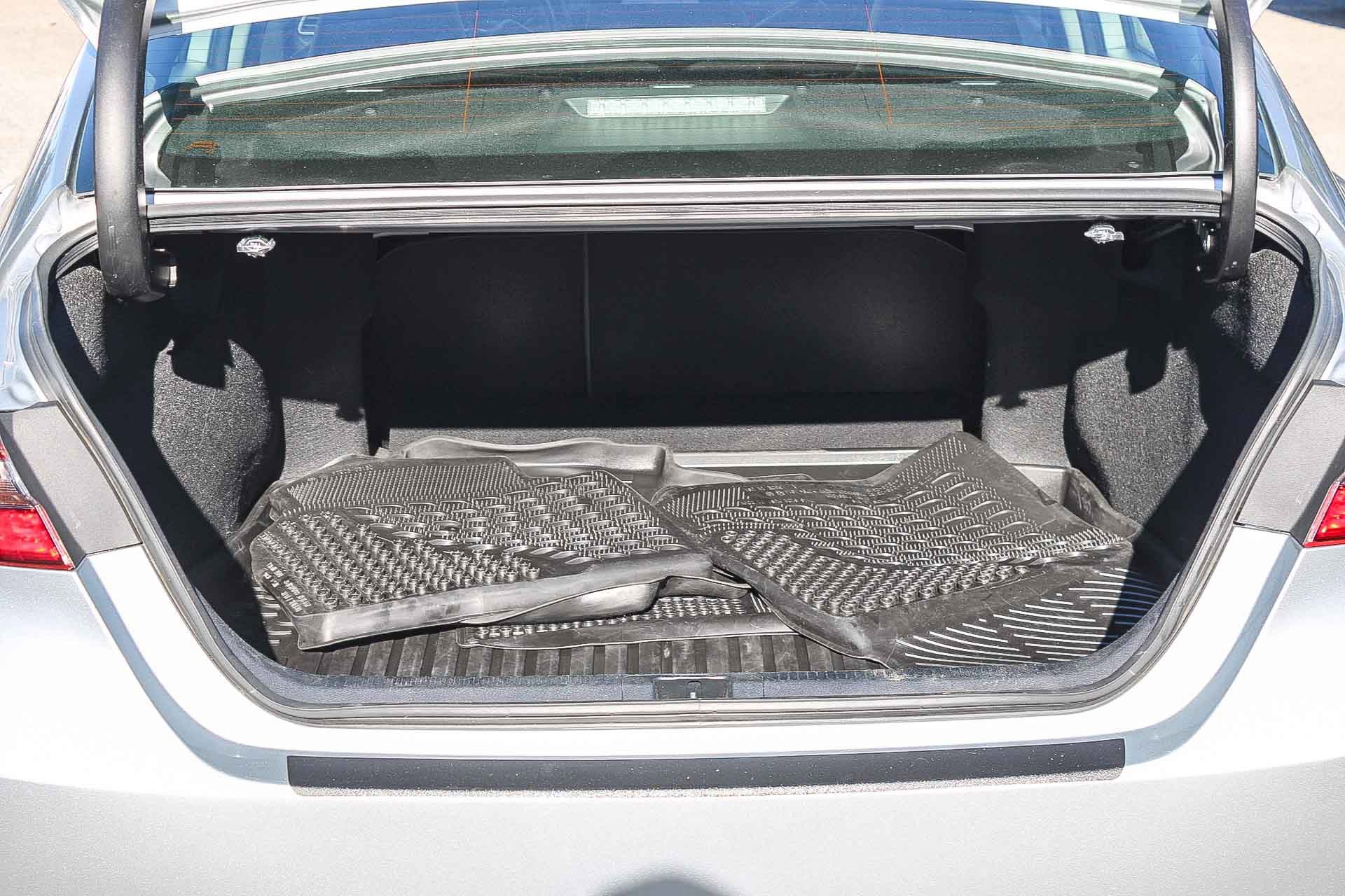 Used 2023 Toyota Camry SE image 26