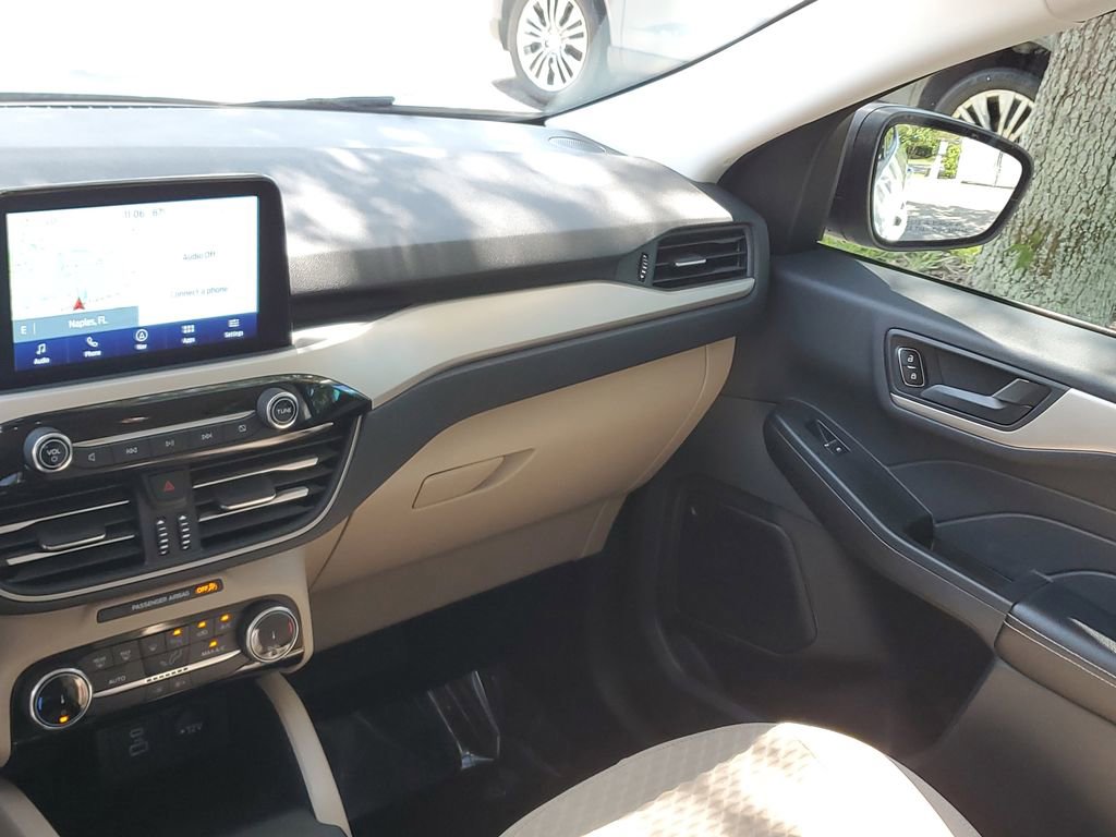 Used 2022 Ford Escape SE w/ Convenience Package FWD image 20