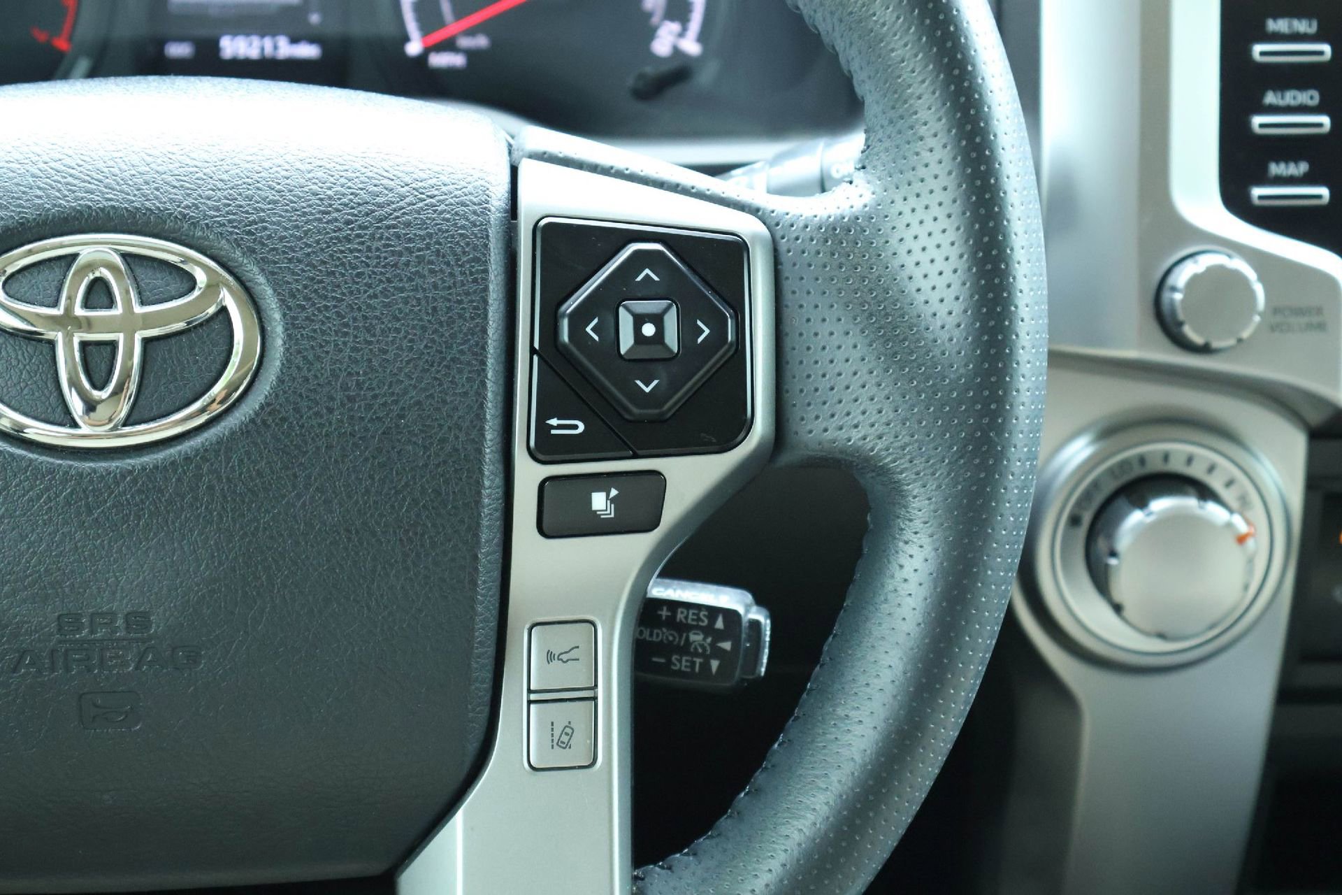 Used 2020 Toyota 4Runner SR5 Premium w/ Moonroof Package AWD/4WD image 23