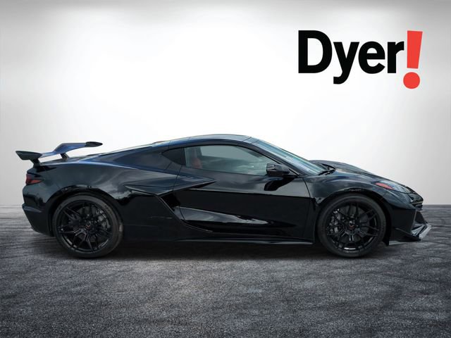 New 2026 Chevrolet Corvette Z06 w/ Z07 Performance Package image 2