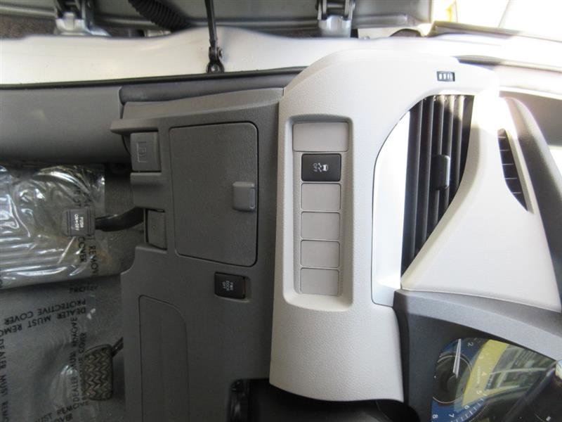 Used 2020 Toyota Sienna LE image 12