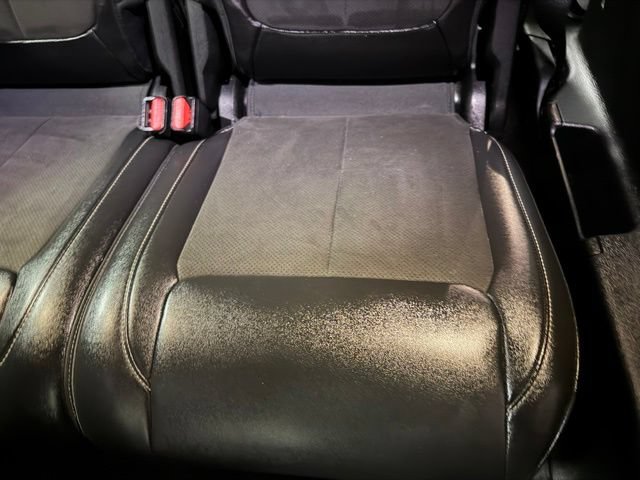 Used 2023 Jeep Grand Cherokee L Laredo AWD/4WD image 21