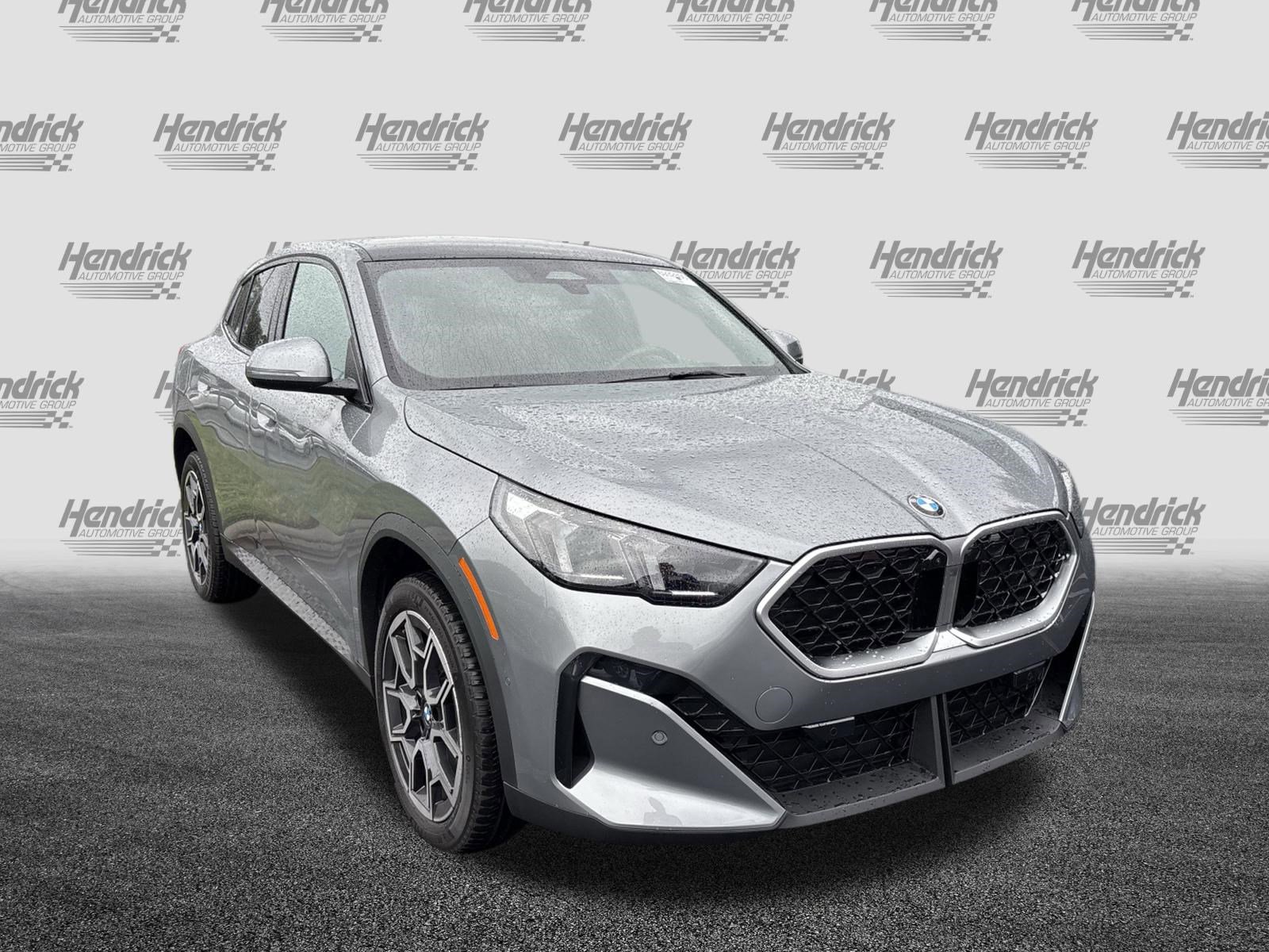 Used 2025 BMW X2 xDrive28i AWD/4WD image 5