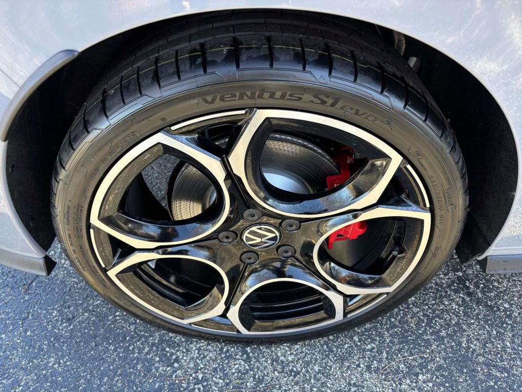 New 2026 Volkswagen GTI Autobahn image 10