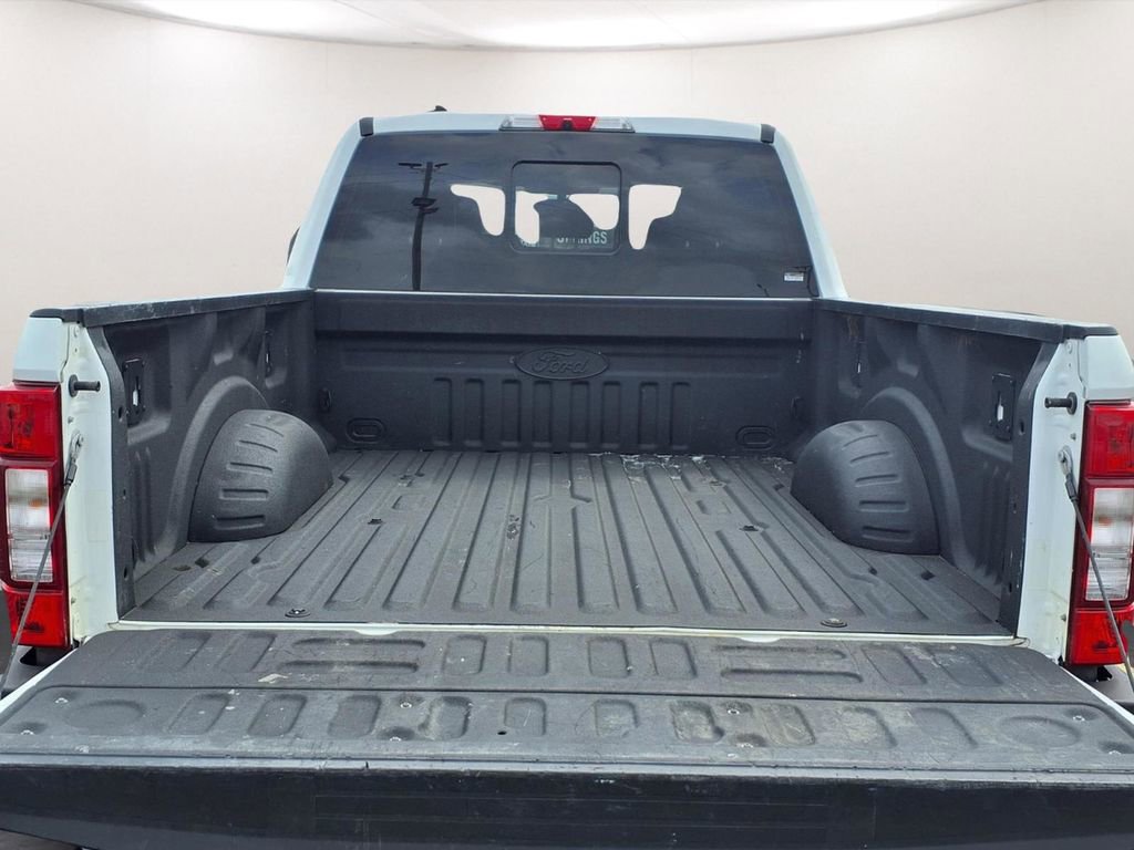 Used 2022 Ford F350 Lariat w/ Chrome Package image 23