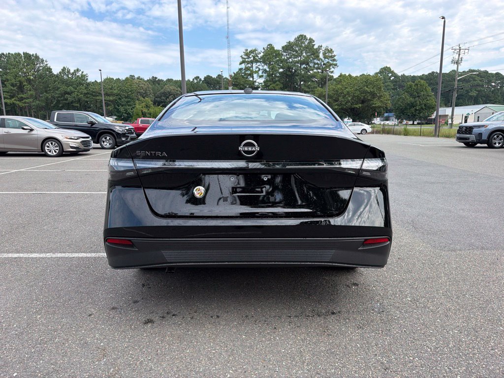 New 2027 Nissan Sentra SV w/ Floor Mat Package FWD image 5