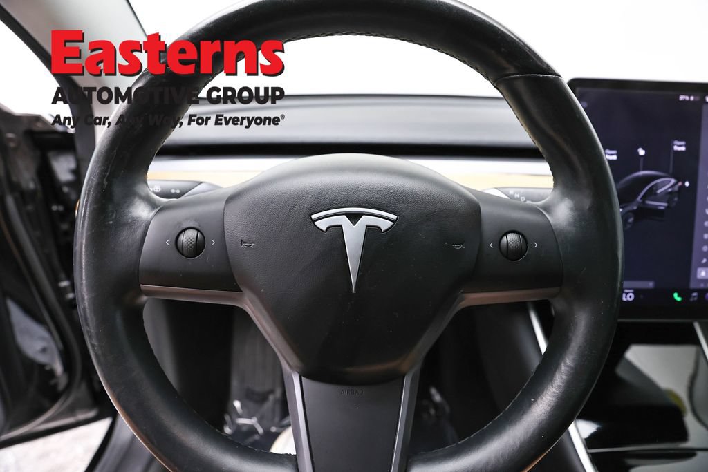 Used 2019 Tesla Model 3 Standard Range Plus RWD image 10