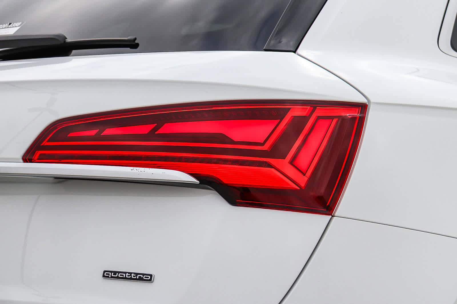 Used 2024 Audi Q5 2.0T Premium Plus w/ Premium Plus Package image 10