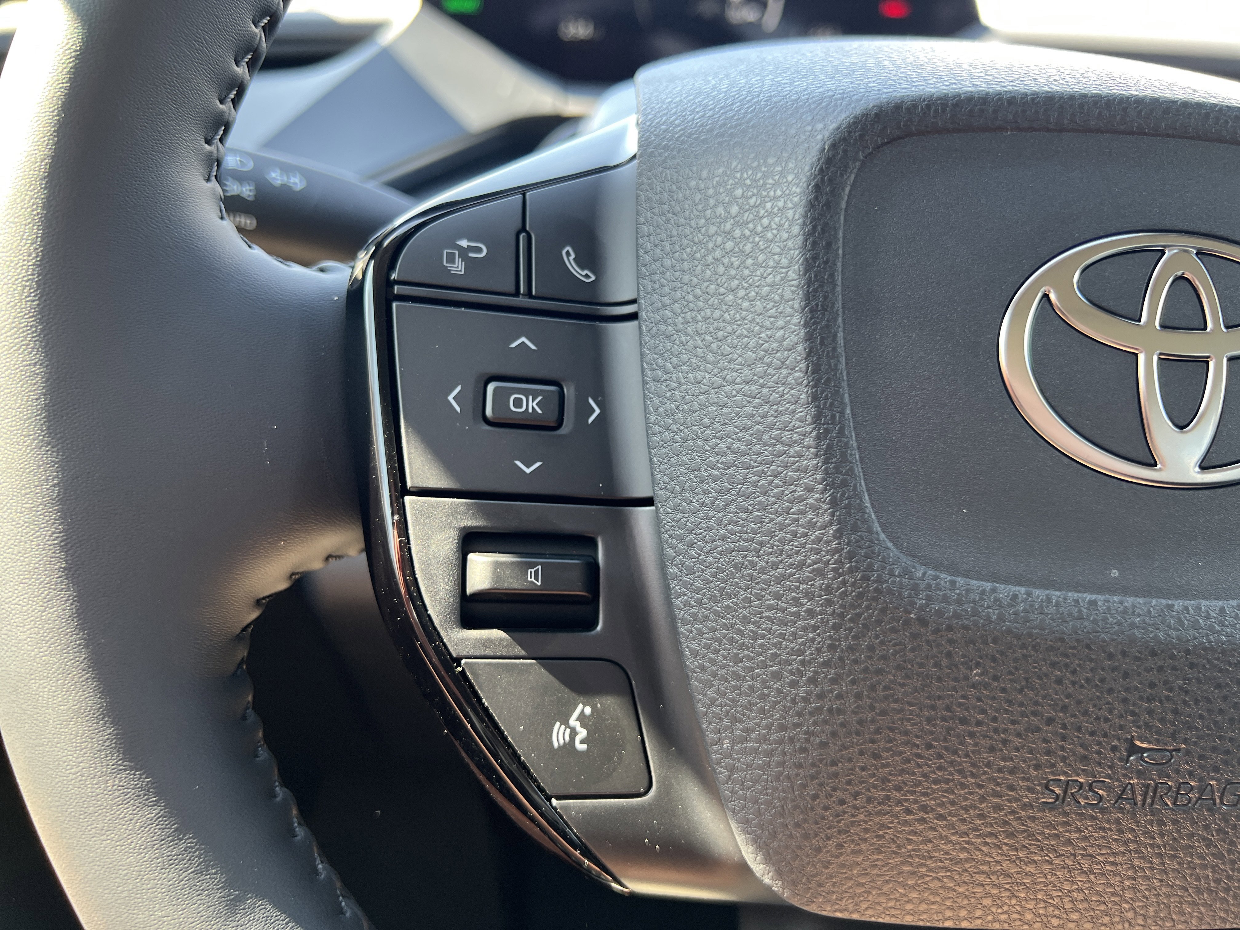 New 2026 Toyota Prius XLE image 15