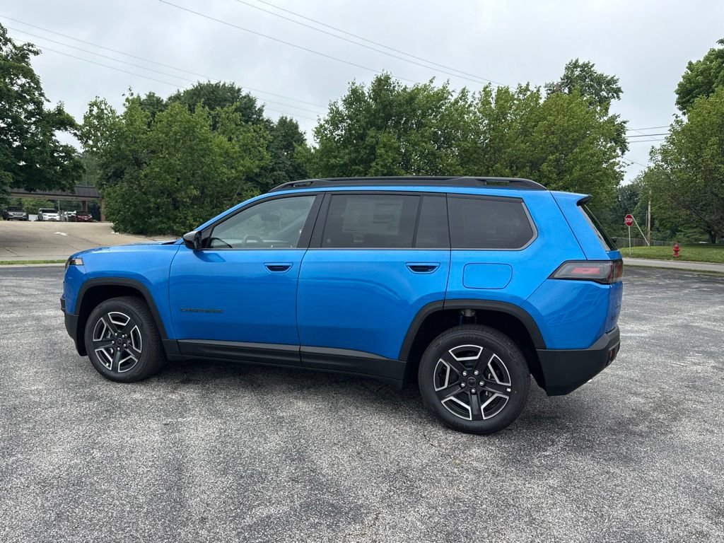 New 2026 Jeep Cherokee Laredo AWD/4WD image 2