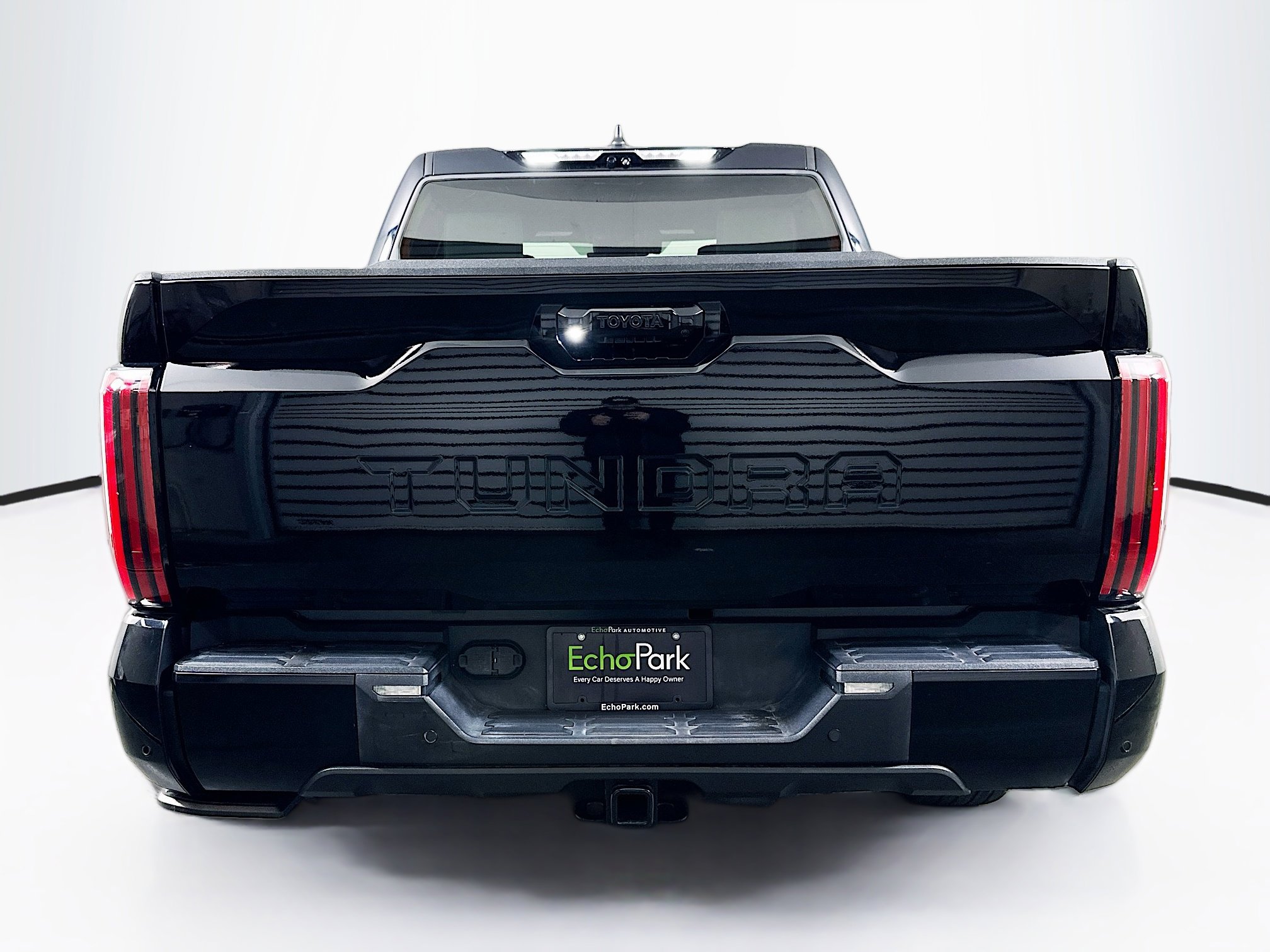 Used 2024 Toyota Tundra Platinum image 7