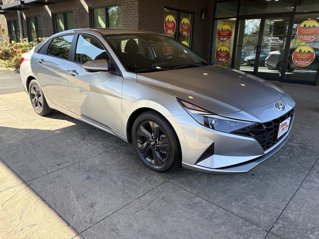Used 2021 Hyundai Elantra SEL FWD image 4