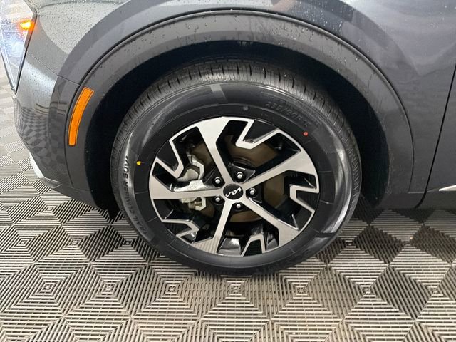 Certified 2023 Kia Sportage EX FWD image 42