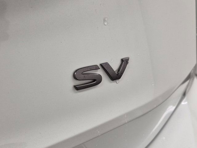Used 2024 Nissan Rogue SV image 7