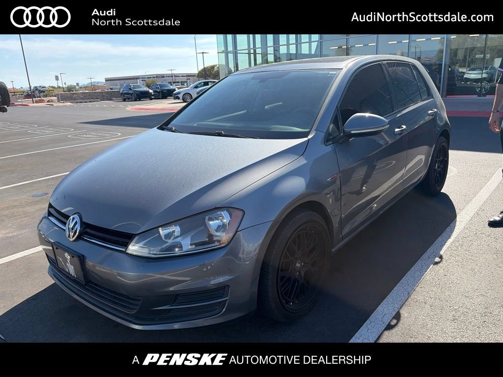 Used 2017 Volkswagen Golf Wolfsburg Edition FWD image 1