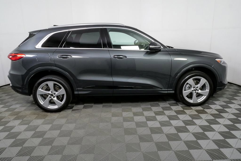 Used 2025 Audi Q5 Premium Plus image 2