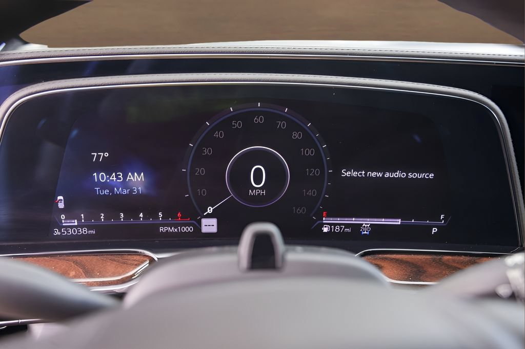 Used 2022 Cadillac Escalade Sport Platinum AWD/4WD image 11