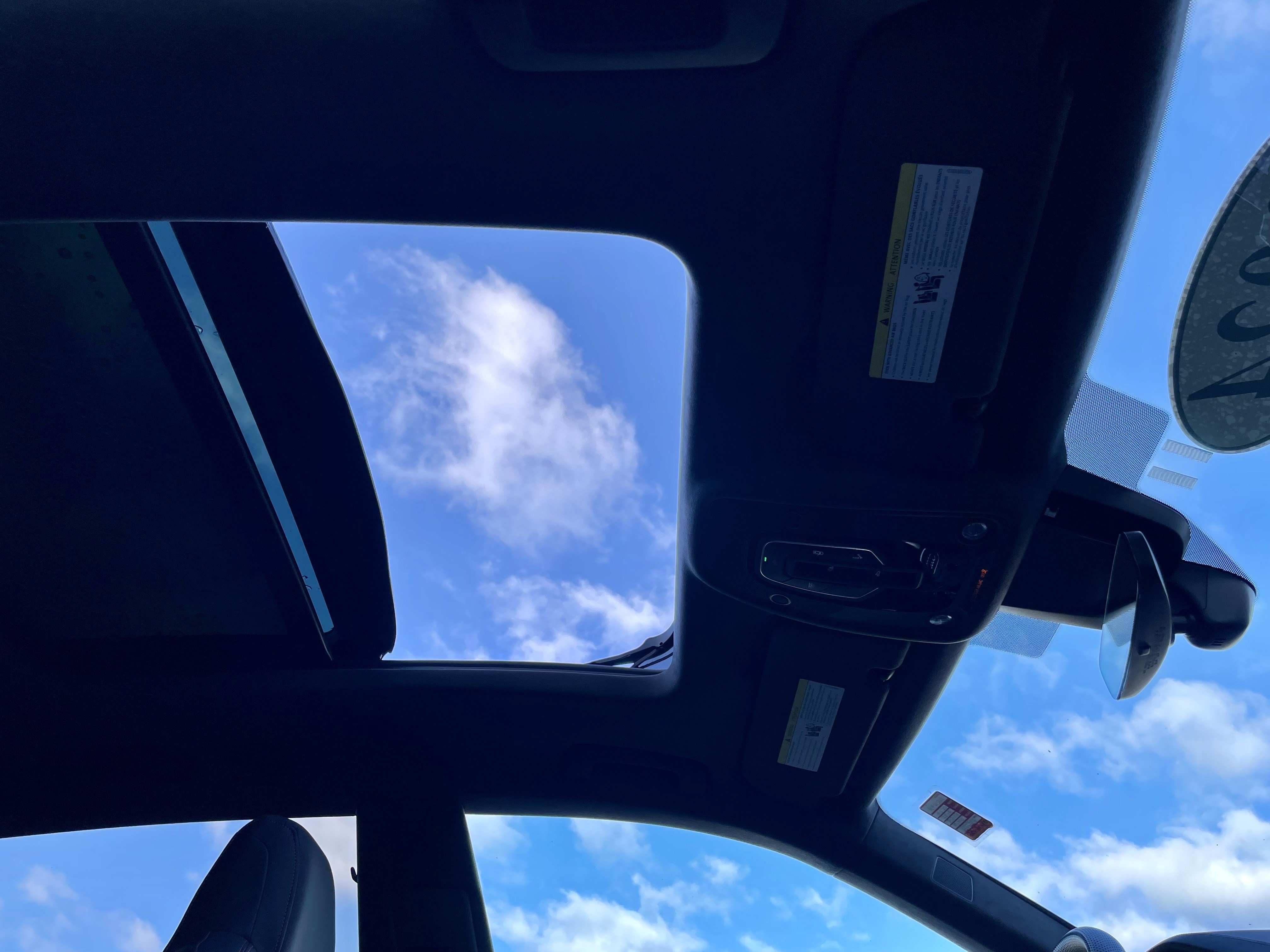 Used 2024 Audi RS Q8 4.0T image 17