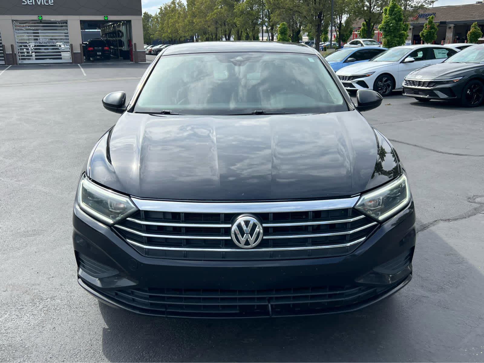 Used 2020 Volkswagen Jetta SEL FWD image 3