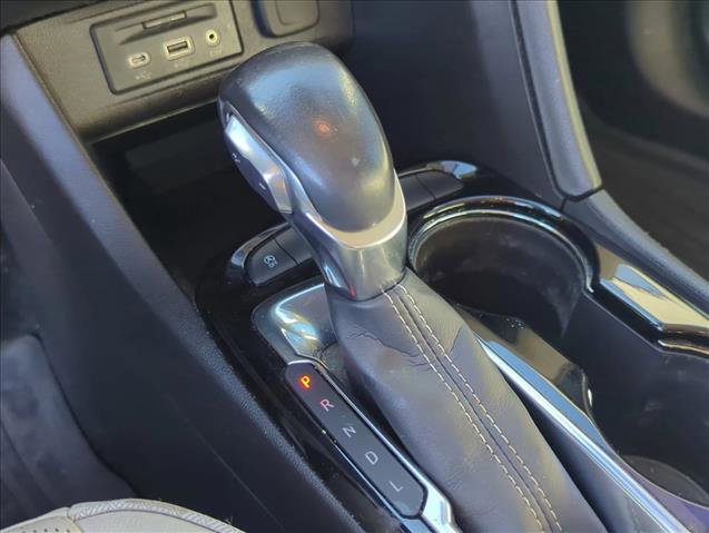 Used 2020 Buick Encore GX Essence w/ Advanced Technology Package FWD image 17