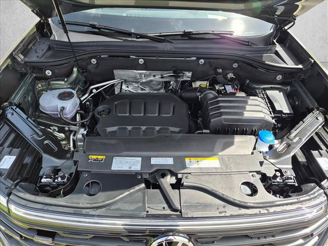 New 2026 Volkswagen Atlas Cross Sport SEL R-Line AWD/4WD image 16