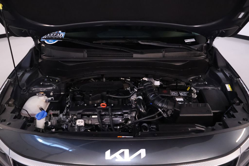 Used 2024 Kia Seltos SX w/ SX Sunroof Package image 36