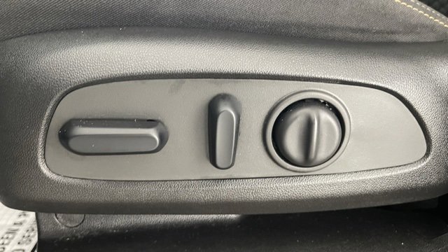 Used 2019 GMC Terrain SLE w/ Driver Convenience Package image 34