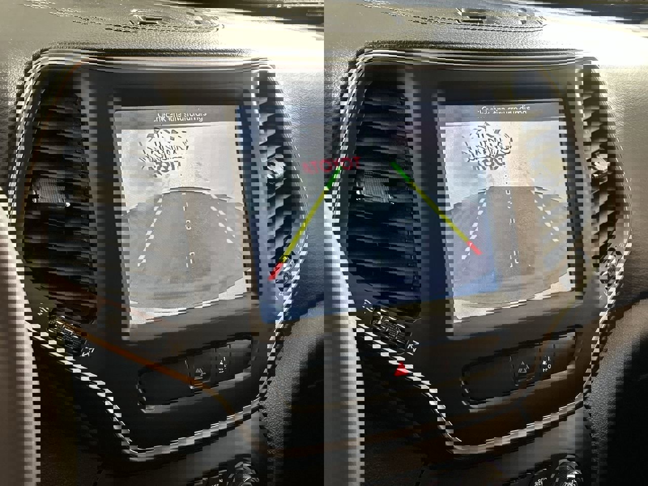 Used 2022 Jeep Cherokee Latitude Lux image 16