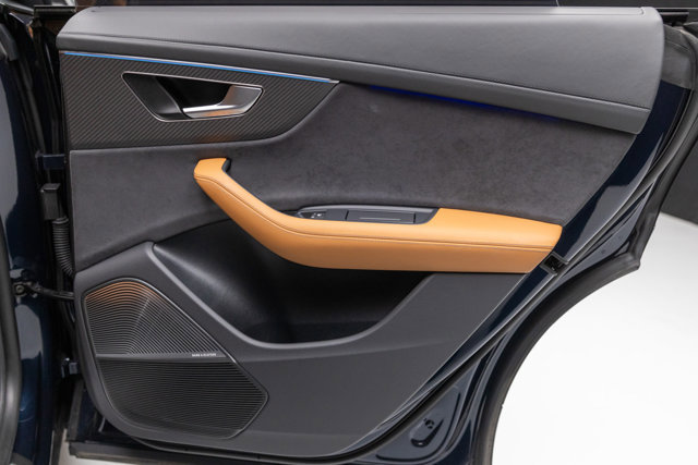 Used 2025 Audi RS Q8 performance image 61