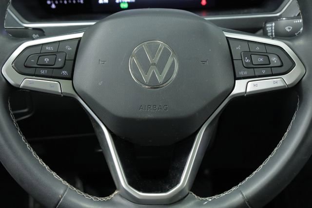 Certified 2022 Volkswagen Tiguan SE w/ Panoramic Sunroof Package image 13