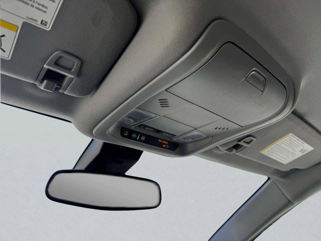Used 2023 GMC Terrain SLE w/ Driver Convenience Package image 35