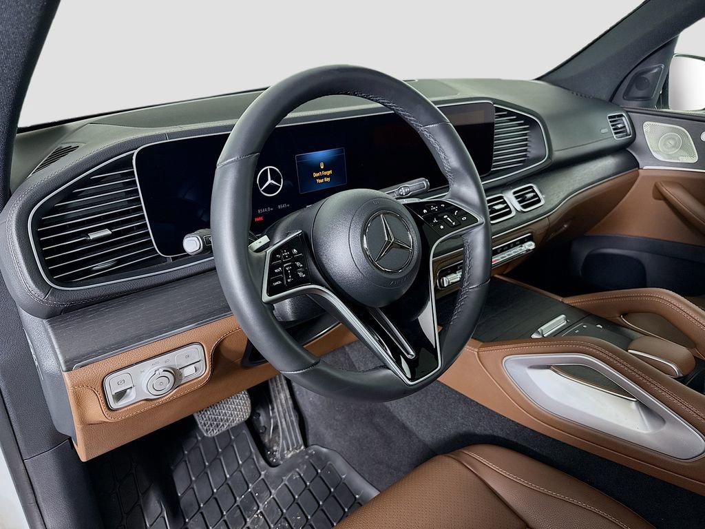 Used 2024 Mercedes-Benz GLE 350 4MATIC image 9