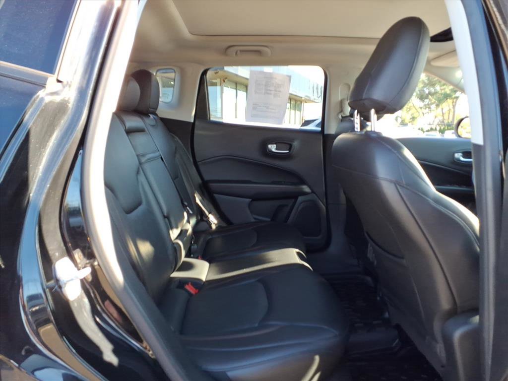 Used 2018 Jeep Compass Limited image 18