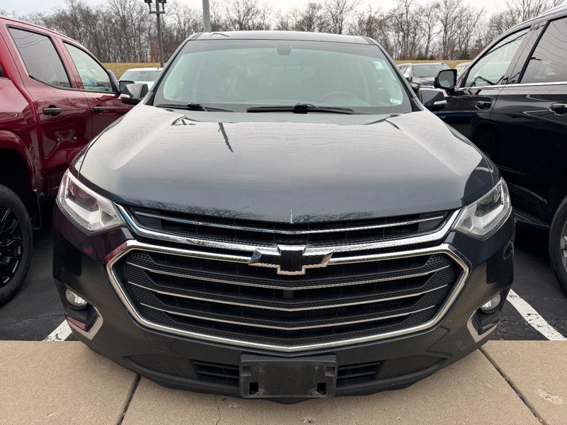 Used 2018 Chevrolet Traverse LT image 2