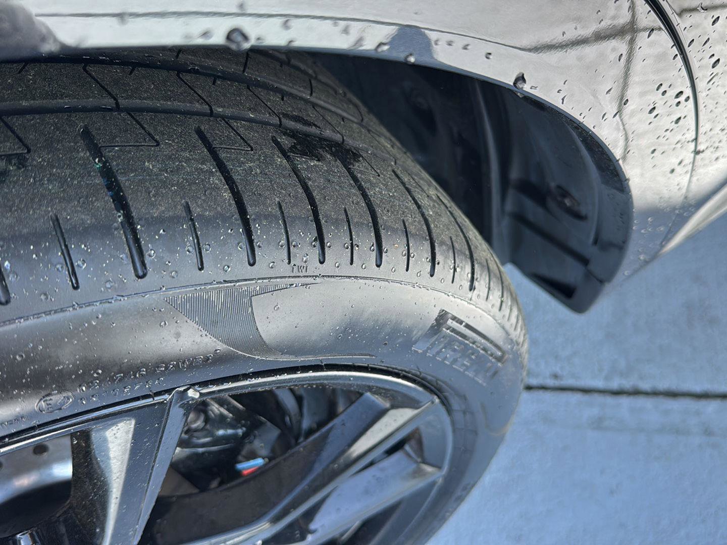 Certified 2024 BMW X7 xDrive40i w/ Executive Package image 35