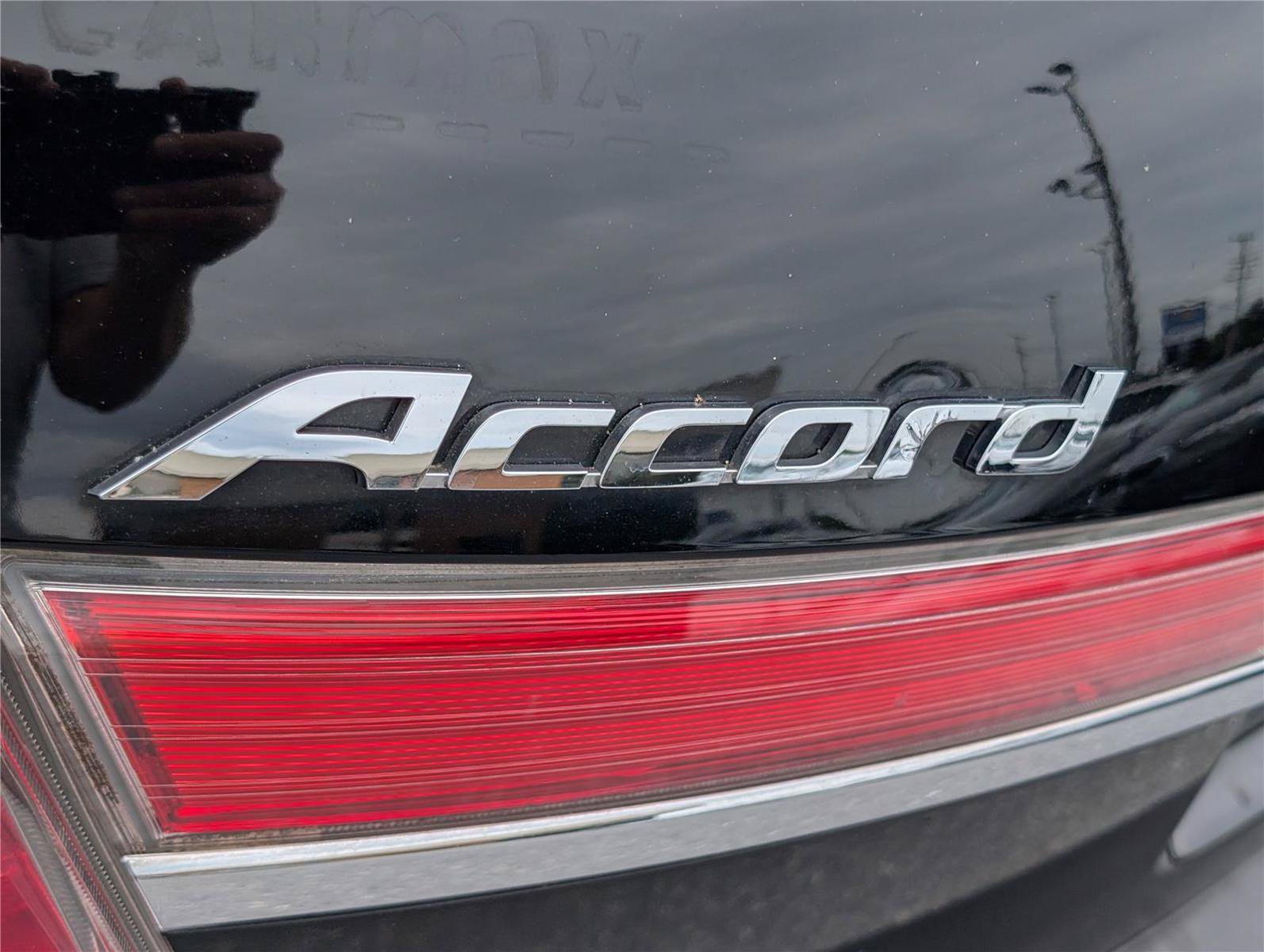 Used 2012 Honda Accord EX-L image 9