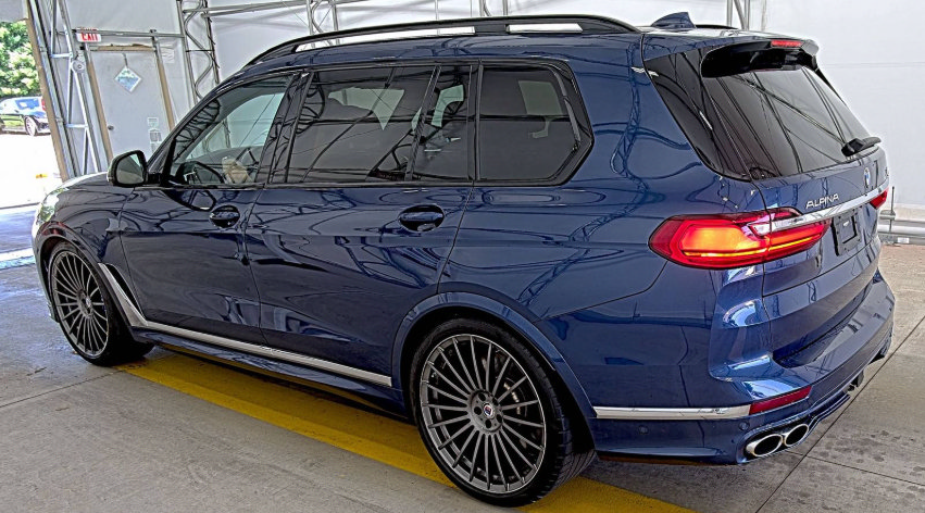 Used 2022 BMW ALPINA XB7 AWD/4WD image 4