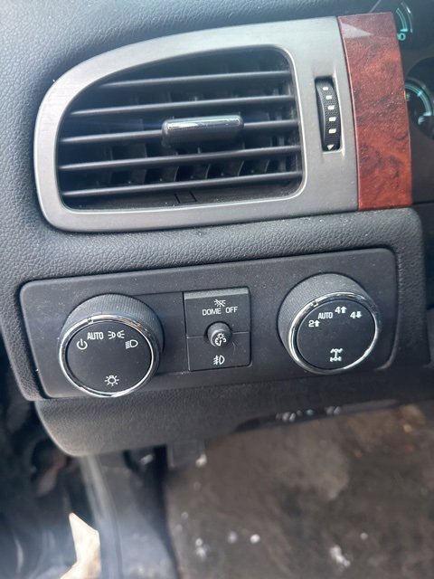 Used 2013 Chevrolet Suburban LS w/ All-Star Edition image 35