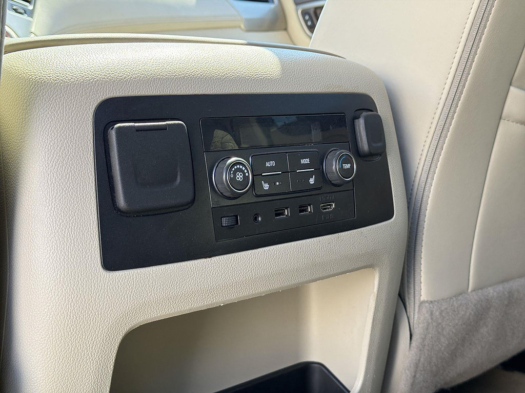 Used 2018 GMC Yukon XL Denali w/ Open Road Package RWD image 43