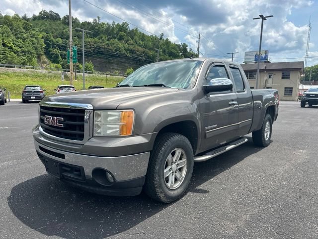 Used 2011 GMC Sierra 1500 SLE w/ Power Tech Package AWD/4WD image 3