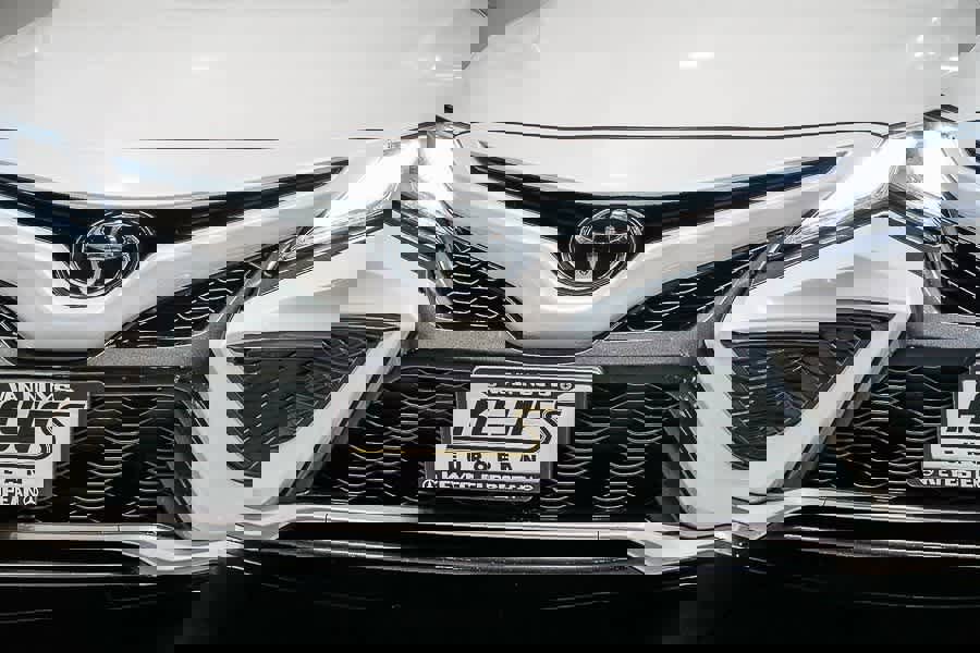 Used 2023 Toyota Camry XSE image 8