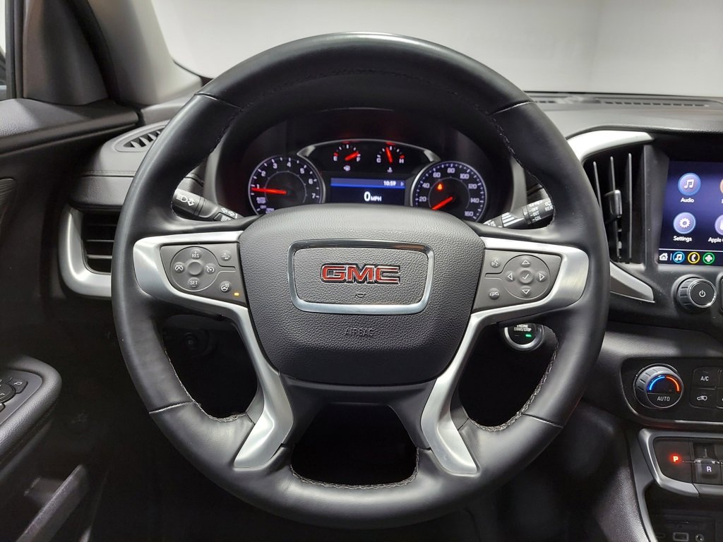 Used 2024 GMC Terrain SLT image 25