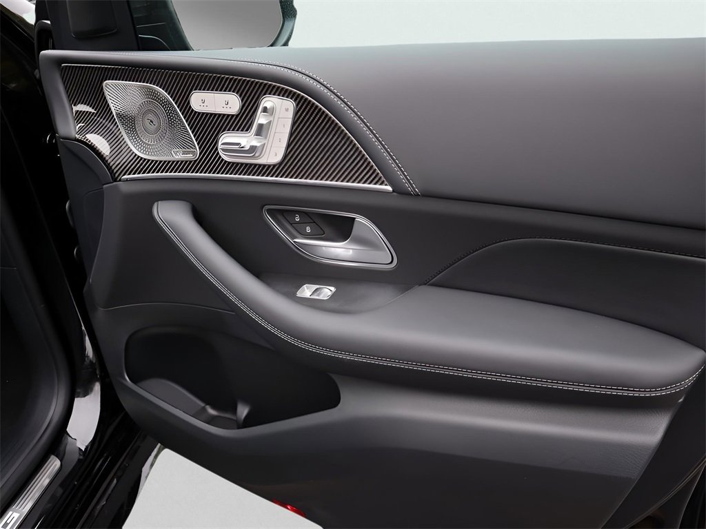 New 2026 Mercedes-Benz GLE 53 AMG 4MATIC Coupe image 8