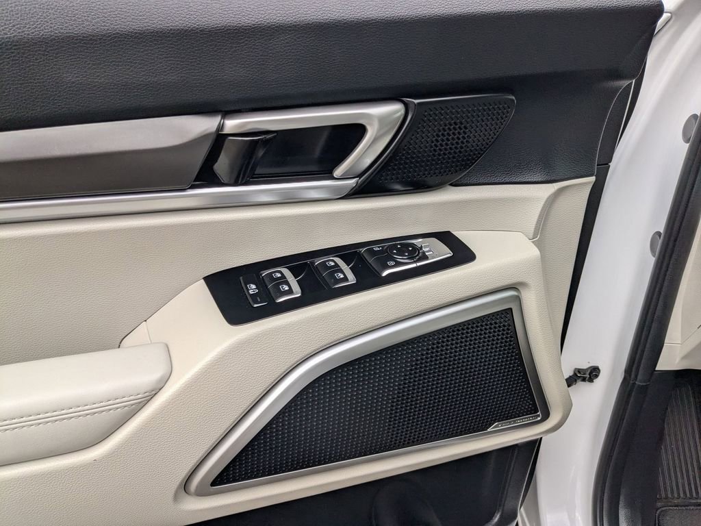 Used 2025 Kia Telluride S image 15