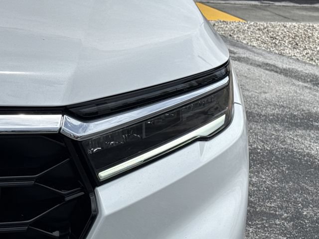 New 2025 Honda Pilot Touring image 14