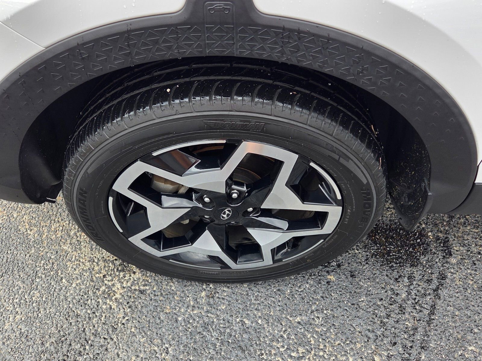 Used 2022 Hyundai Santa Cruz Limited image 17