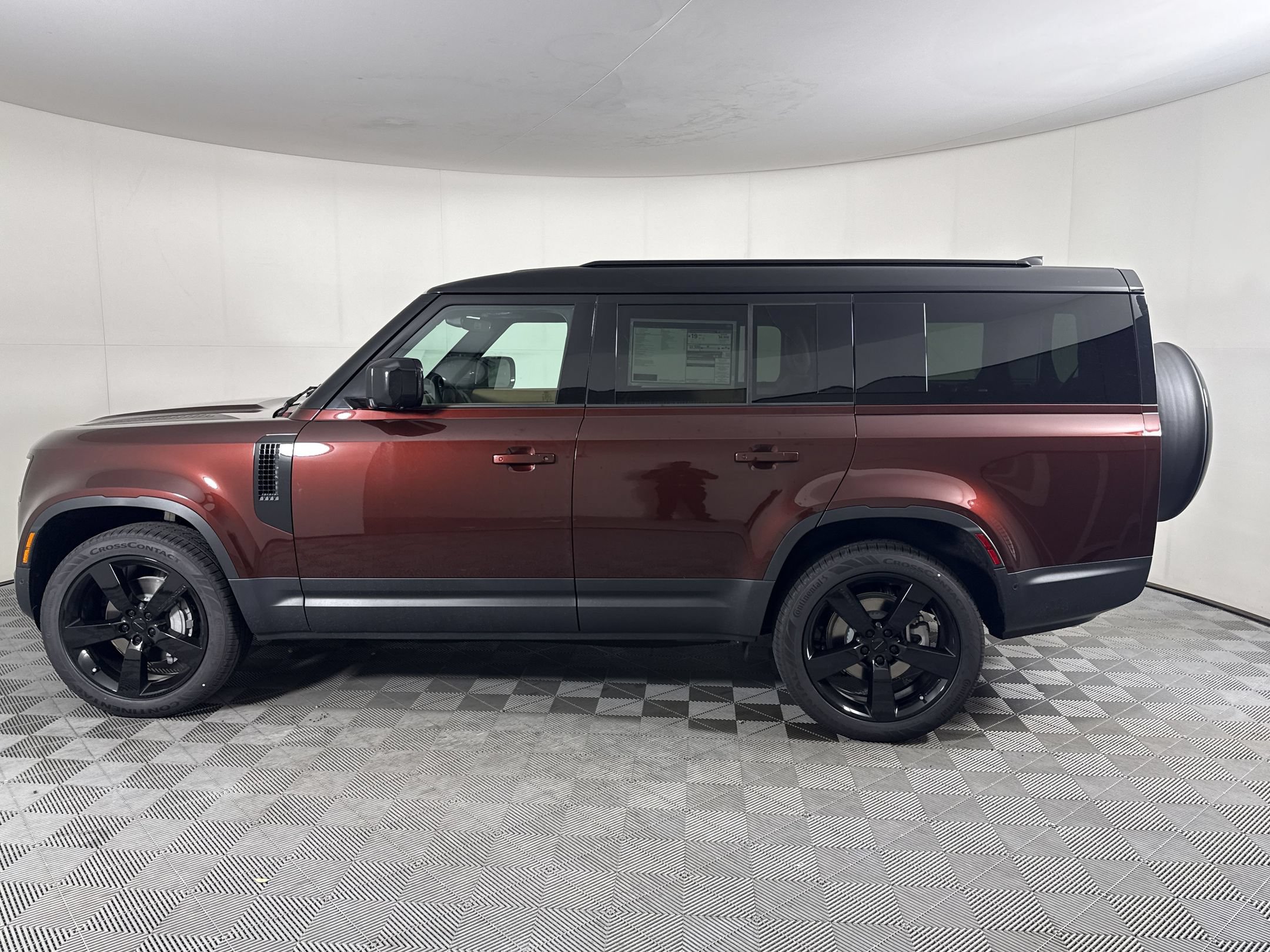 New 2026 Land Rover Defender 130 S AWD/4WD image 2