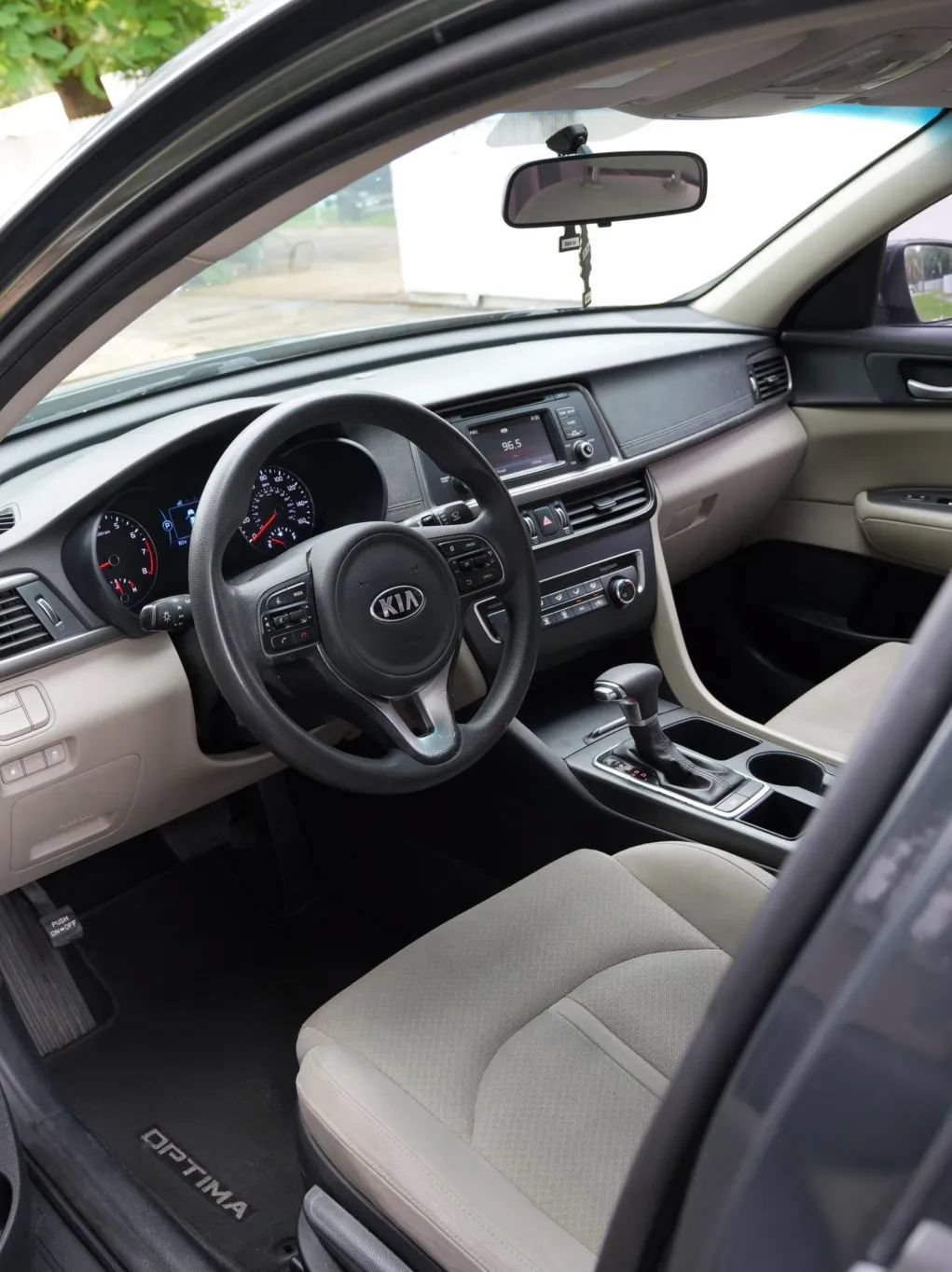 Used 2016 Kia Optima LX FWD image 8