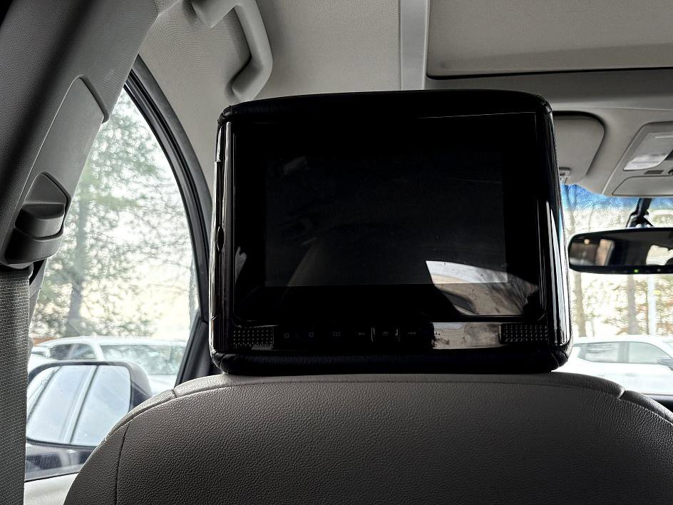 Used 2016 Toyota Sienna XLE image 17