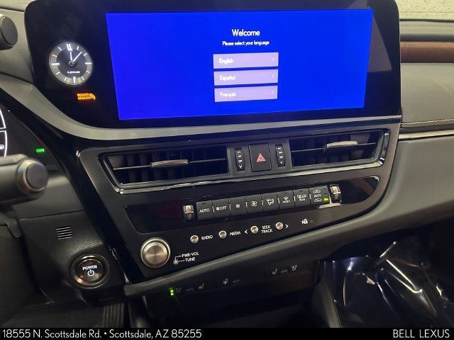 Used 2025 Lexus ES 300h w/ Premium Package FWD image 23